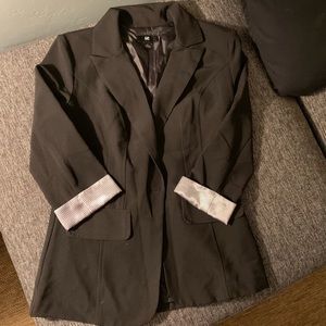 Black blazer (NEW)